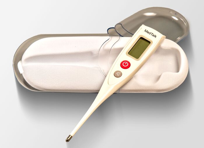Ansicht auf das Fieberthermometer mit weißem Gehäuse