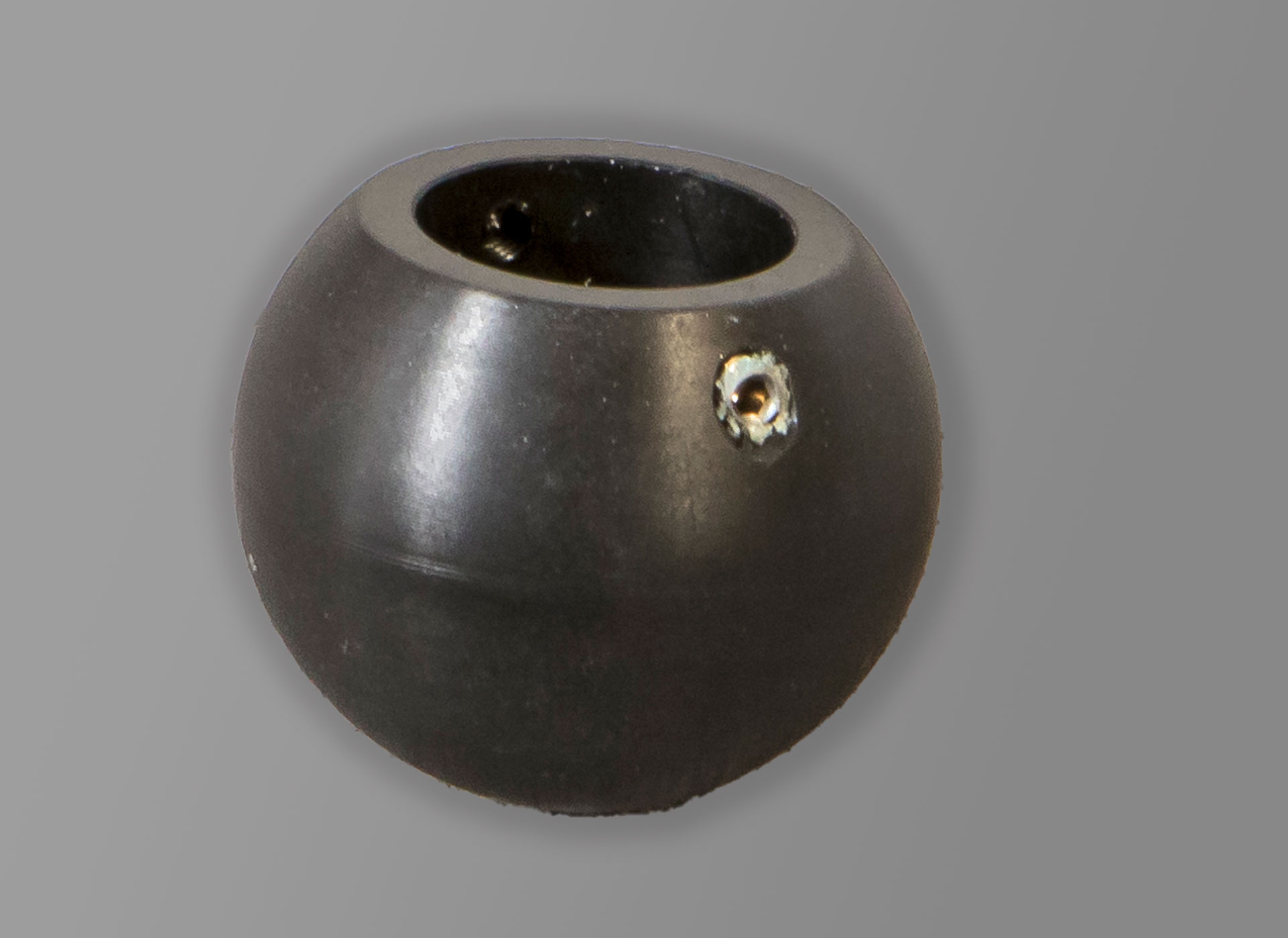 Ansicht auf eine schwarze Wechselklappe für einen Rollspitze 